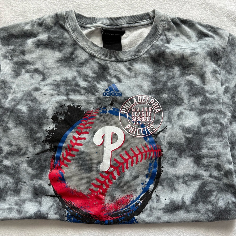 Philadelphia Phillies T-Shirt adidas MLB Youth XL (18/20) Gray Black Red Blue